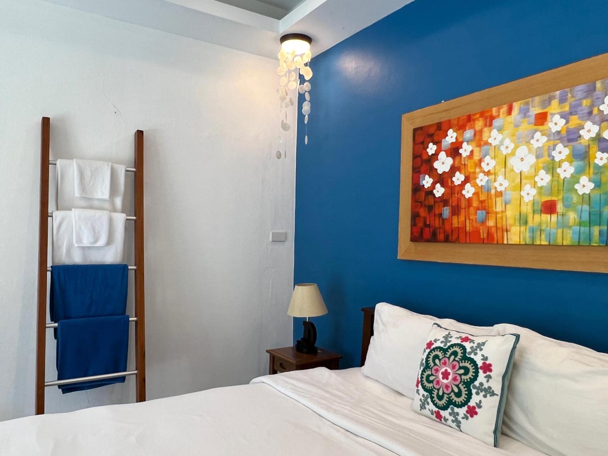 The Snug Airportel - Phuket Airport Nai Yang Экстерьер фото